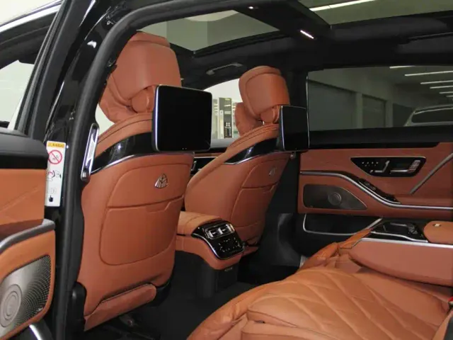 Mercedes-Benz Maybach S-Class — Фото автомобиля 18
