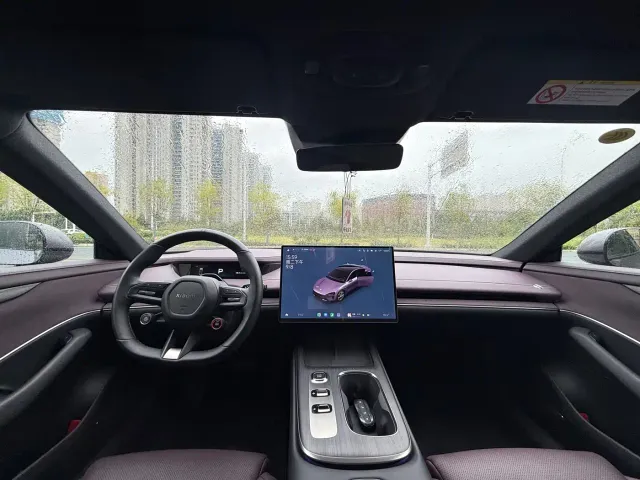 Xiaomi SU7 — Фото автомобиля 5