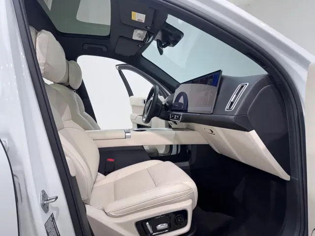 Li Auto Li Auto L7 2025 Max Smart Renewal Edition — Фото автомобиля 8