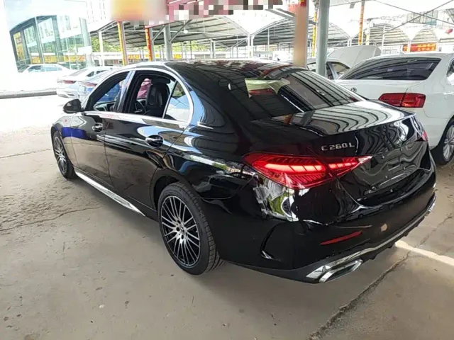 Mercedes-Benz C-Class — Фото автомобиля 4