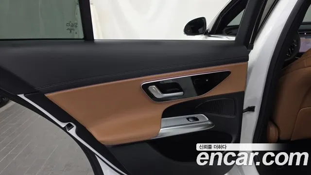 Mercedes-Benz E-Class W214 — Фото автомобиля 25