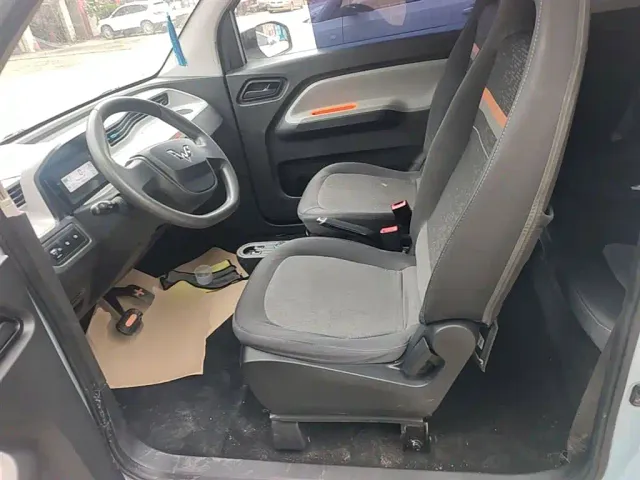 Wuling Hongguang Mini EV — Фото автомобиля 14