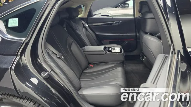 Genesis G80 RG3 — Фото автомобиля 16