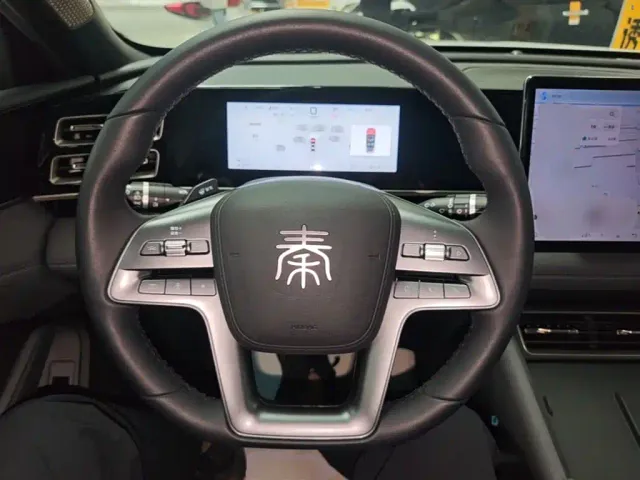 BYD Qin L — Фото автомобиля 10