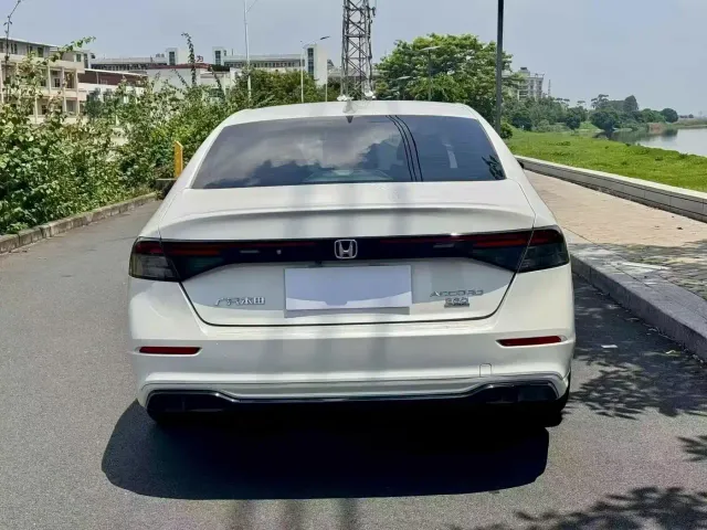 Honda Accord — Фото автомобиля 7