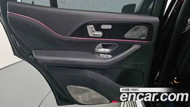 Mercedes-Benz GLS-Class — Фото автомобиля 23