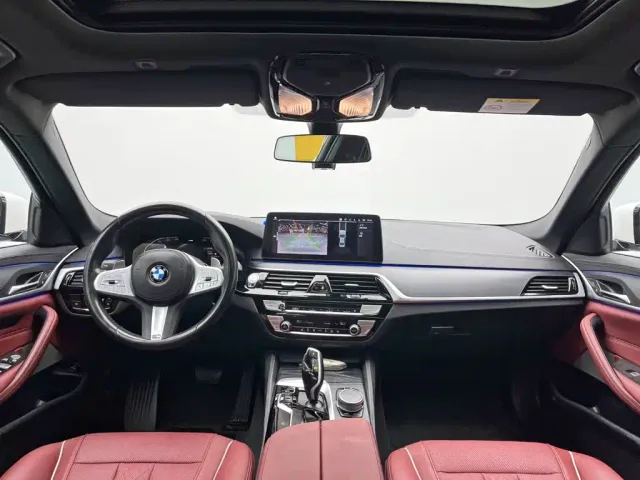 BMW 5 Series — Фото автомобиля 18