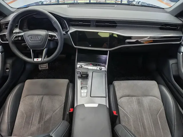 Audi A6L — Фото автомобиля 9