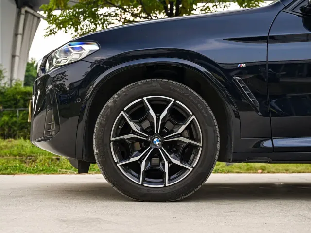 BMW X4 — Фото автомобиля 15
