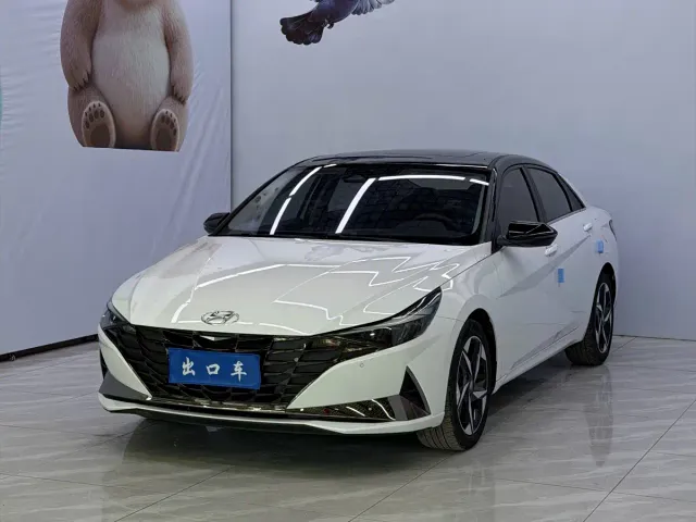 Фотография автомобиля — Hyundai Elantra