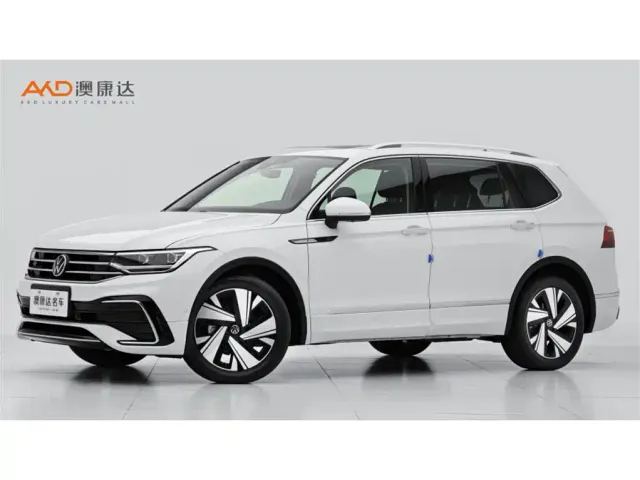 Фотография автомобиля — Volkswagen Tiguan L