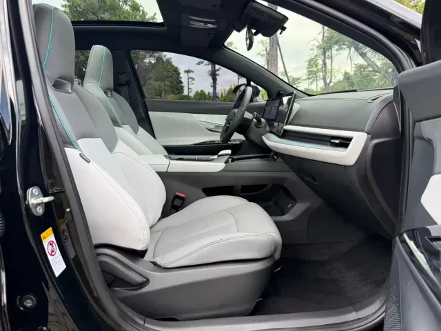 Changan UNI-T — Фото автомобиля 20