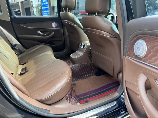 Mercedes-Benz Mercedes-Benz E-Class 2023 E 300 L Luxury — Фото автомобиля 13