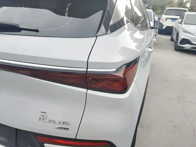 BYD Yuan PLUS — Фото автомобиля 7
