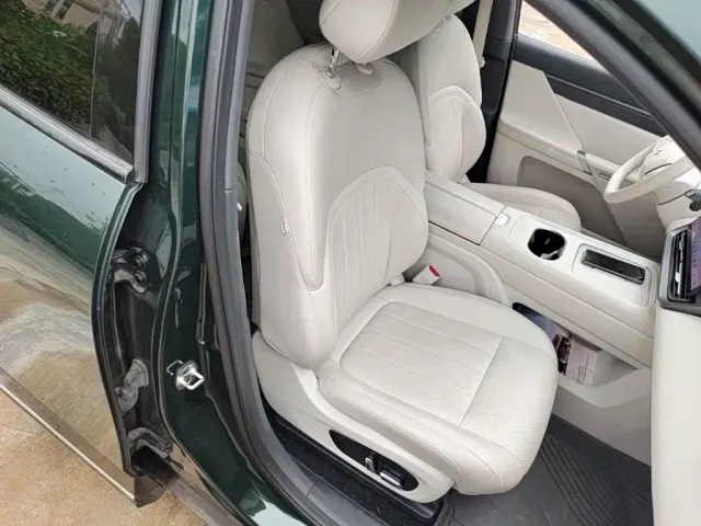 Dongfeng eπ 008 — Фото автомобиля 24