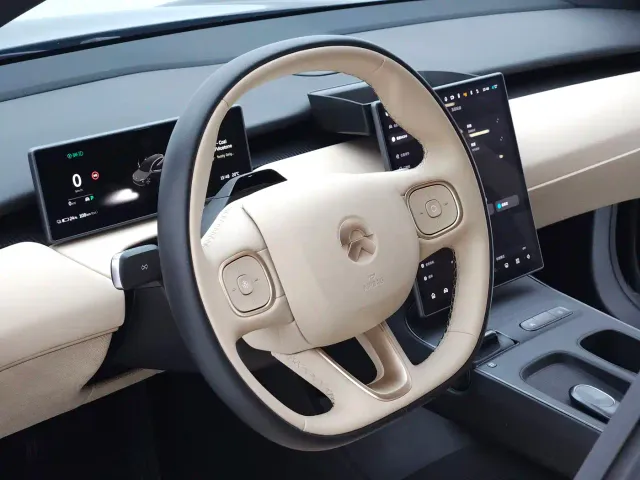 Nio ET5 Touring — Фото автомобиля 11