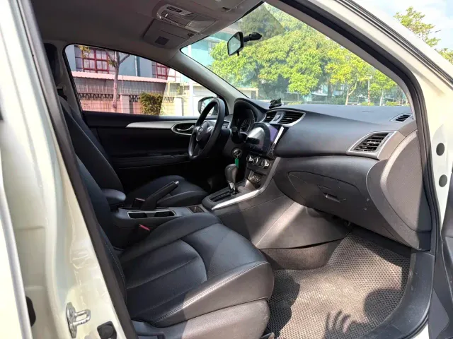 Nissan Sylphy — Фото автомобиля 7