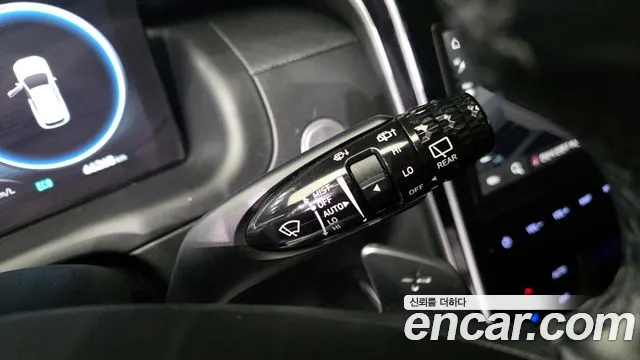 Hyundai Tucson Tucson (NX4) Дизель 2.0 2WD — Фото автомобиля 17