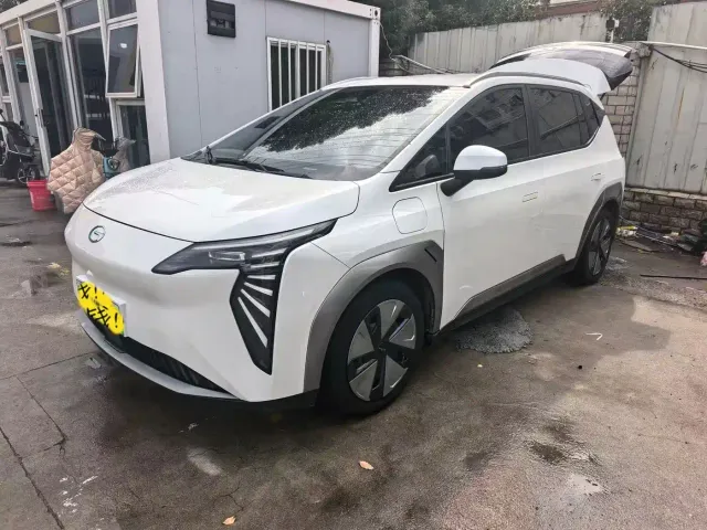 GAC Aion Y — Фото автомобиля 2