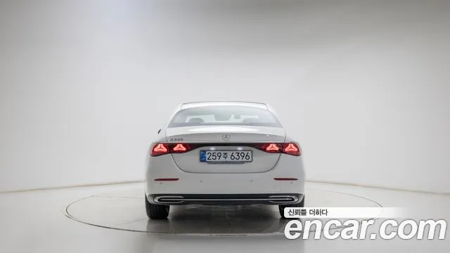 Mercedes-Benz E-Class W214 — Фото автомобиля 4