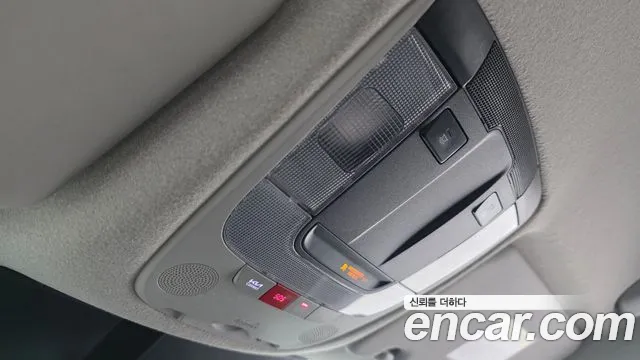 Kia Niro — Фото автомобиля 22