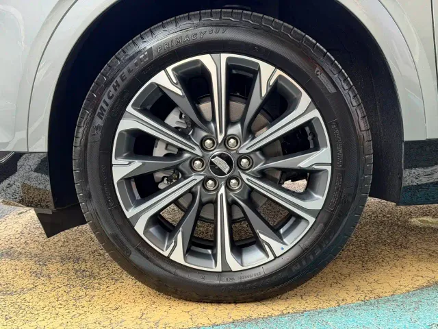 Cadillac XT5 — Фото автомобиля 8
