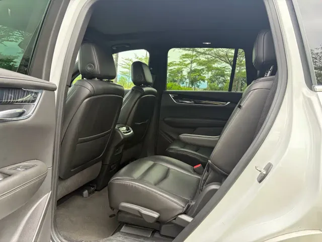 Cadillac XT6 — Фото автомобиля 5