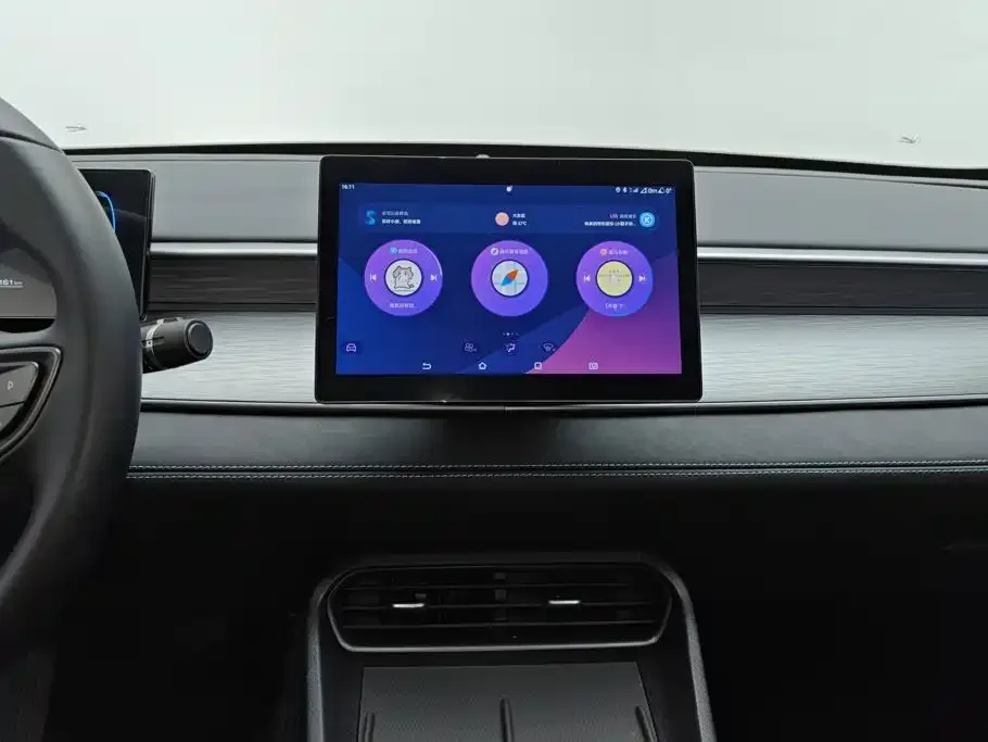 BYD Hai Bao 05 DM-i 2025 DM-i Smart Drive Edition 55KM Luxury — Фото автомобиля 13
