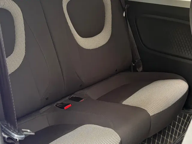 Wuling Hongguang Mini EV — Фото автомобиля 9