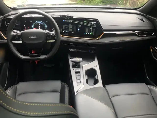 Changan X5 Plus — Фото автомобиля 21