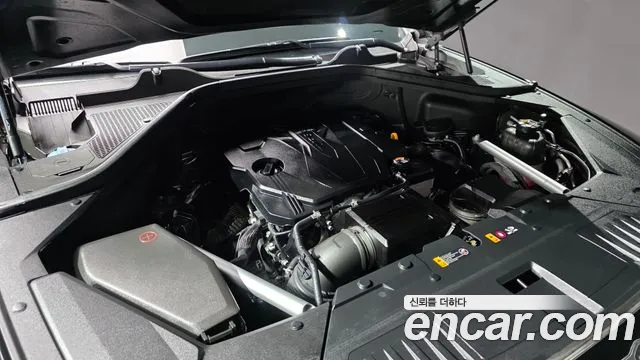 Genesis GV80 2.5T Бензин AWD — Фото автомобиля 6
