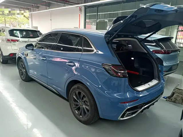 Hongqi HS5 — Фото автомобиля 4