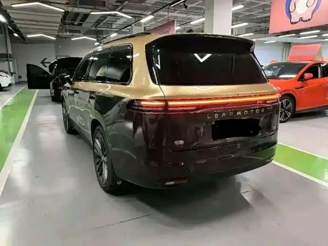 Leapmotor C16 — Фото автомобиля 8