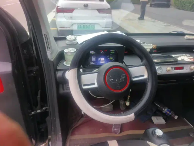 Wuling Hongguang Mini EV — Фото автомобиля 6
