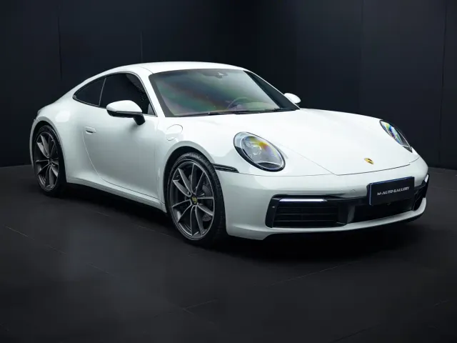 Porsche 911 — Фото автомобиля 6