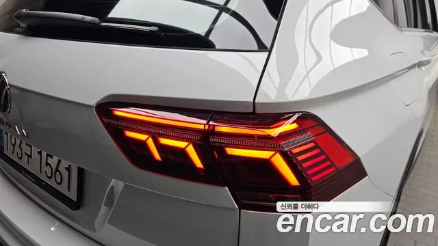 Volkswagen Tiguan — Фото автомобиля 19