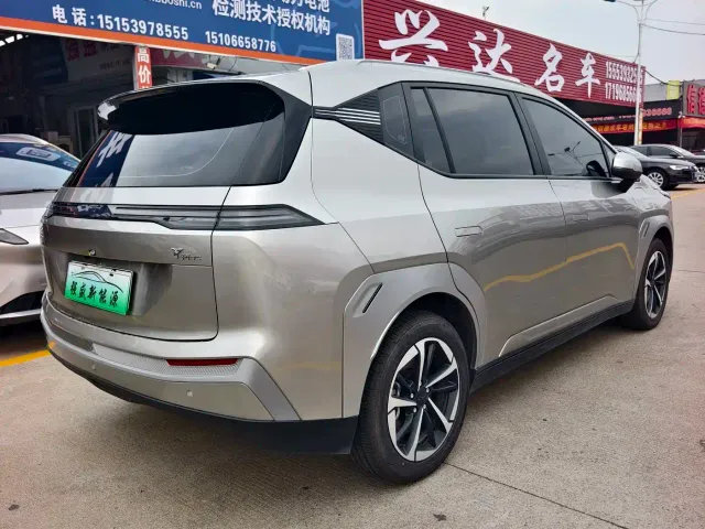 GAC Aion Y — Фото автомобиля 10