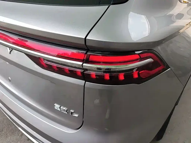 Geely Xingyue L — Фото автомобиля 7