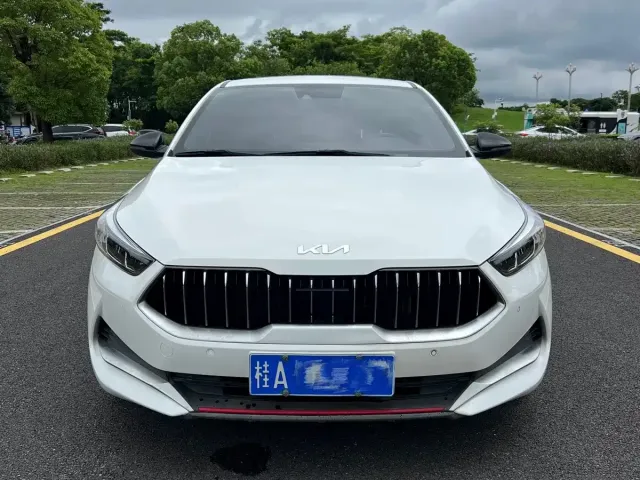 Фотография автомобиля — Kia K3