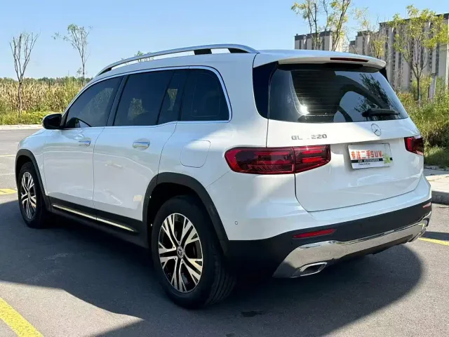 Mercedes-Benz GLB-Class — Фото автомобиля 9