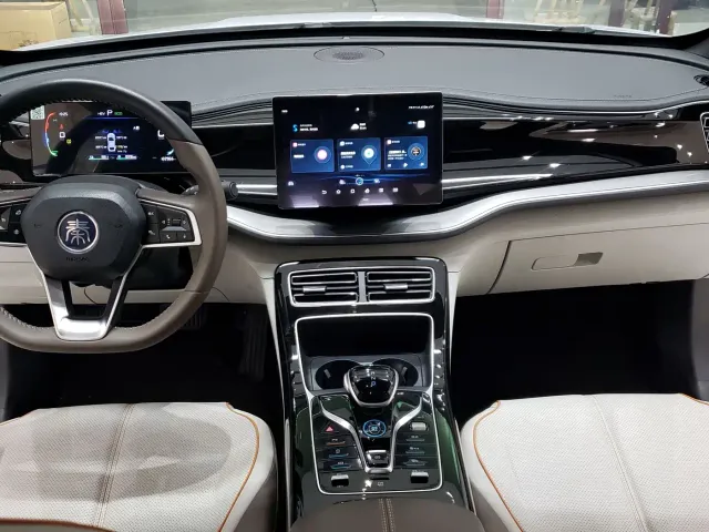BYD Qin PLUS — Фото автомобиля 5