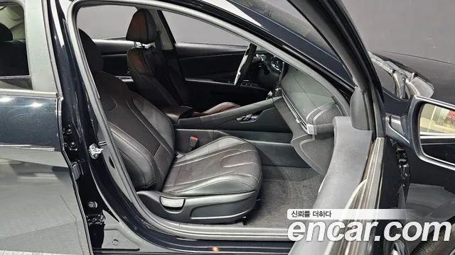 Hyundai AVANTE Новый Avante (CN7) — Фото автомобиля 10