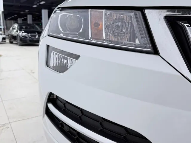 Skoda Karoq — Фото автомобиля 7