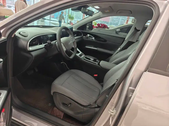Geely Starry Wish — Фото автомобиля 6