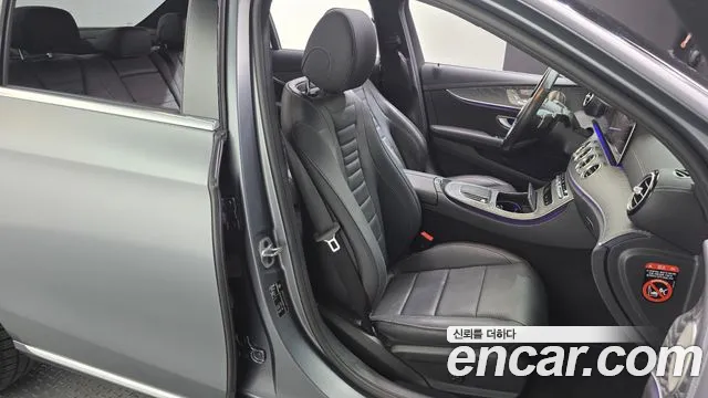 Mercedes-Benz E-Class E-класс W213 E350 4MATIC Exclusive — Фото автомобиля 26