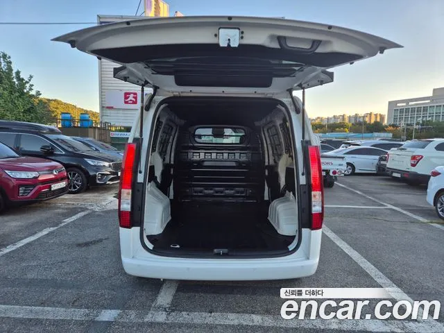 Hyundai Staria — Фото автомобиля 7