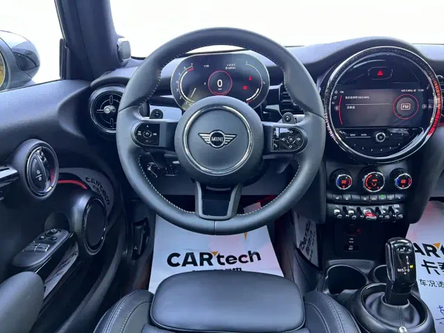 MINI Hatch — Фото автомобиля 10