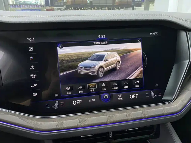 Volkswagen Touareg — Фото автомобиля 23