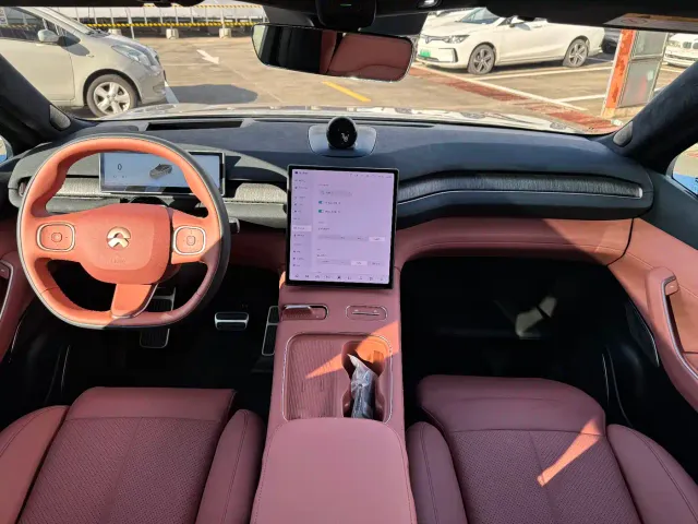 Nio EC7 — Фото автомобиля 12