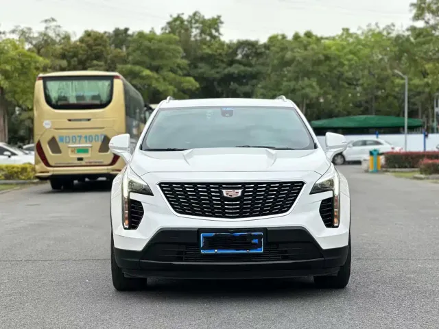Cadillac XT4 — Фото автомобиля 2